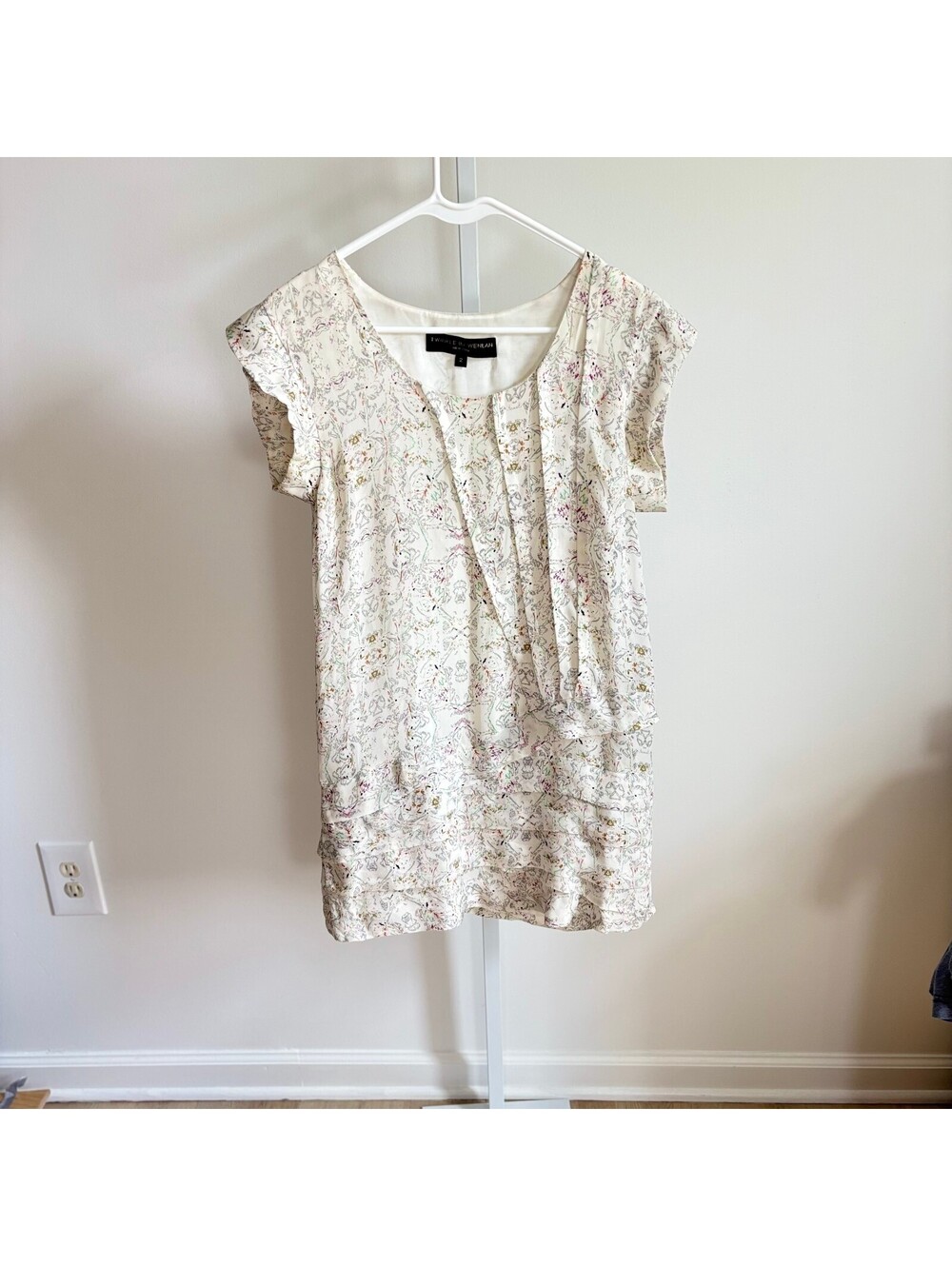 Twinkle by Wenlan EUC Womens Cream Multi Floral Ditsy Print Layered Mini Dress 2